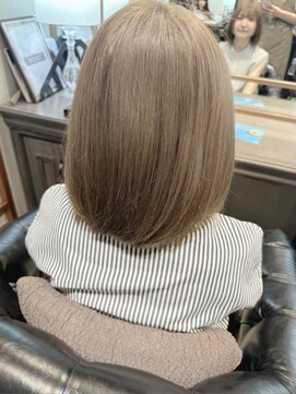 アイラス(I'LAS) 【ERI】ミルクティーベージュ/ハイトーンカラー/ベージュカラー