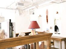 写真集なども沢山置いてありますのでお気軽にご覧ください。