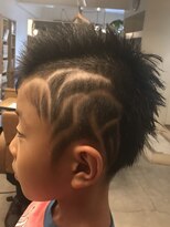 アールイー(R.E)&nbsp;キッズカット×フェード×刈り上げ