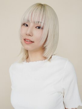 オジョマノ(OjOmano) 〈h22〉ブリーチインナーカラーダブルカラーハイライト髪質改善