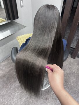 エミーバイモアムー(Emmie byMoremuu) 【MEI】グレージュ