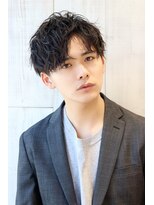 ネイビー(NAVY)&nbsp;コンマバング センターパート パーマ 社会人 30代 40代 オススメ