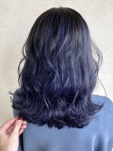 ネイビーブルー