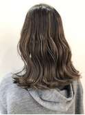 ハイライト×ペールベージュ