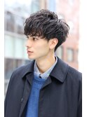 前下がりグランメゾンマッシュ　黒髪マッシュ　スパイラルパーマ