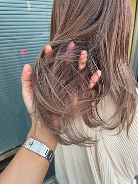 ノーティ(nouty) ミルクティー系ハイライト