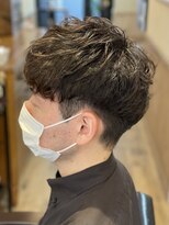 【ReiZ富士】ツーブロックかき上げヘアサイドパート
