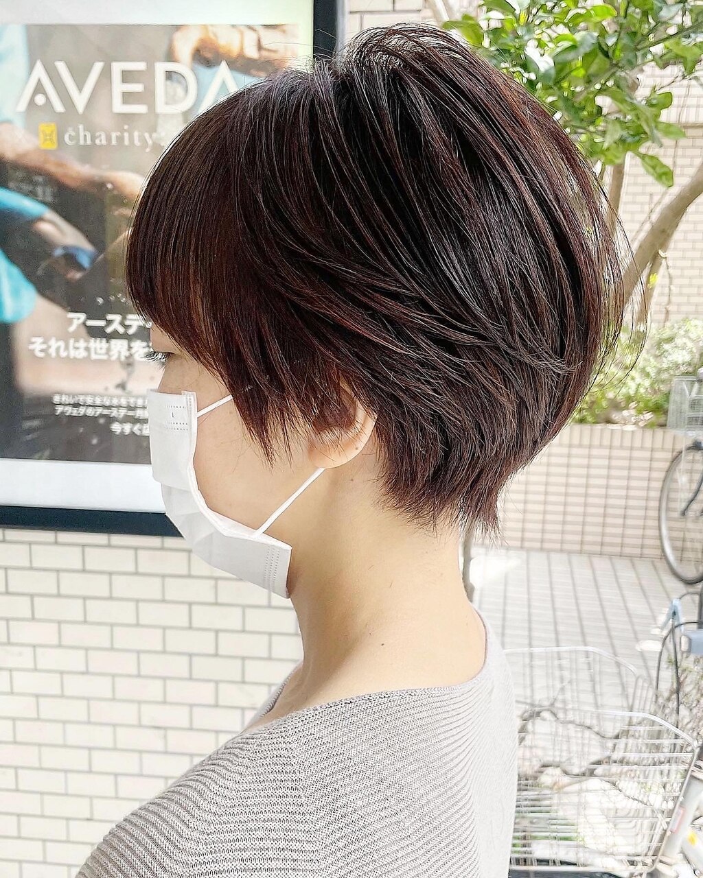 ふんわりマッシュショート×白髪ぼかしのシークレットハイライト ふんわりマッシュショート×白髪ぼかしのシークレットハイライト