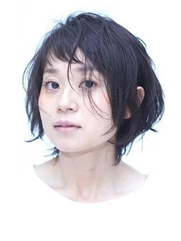 ダブル ヘアー(DOUBLE HAIR)の写真/特許取得済み小顔補正立体カット！顔周りのバランスを計算し、小顔に魅せるショートを実現◎