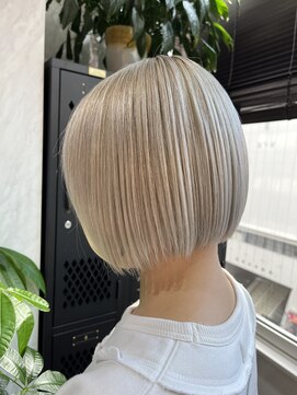 ヴァイス 渋谷店(VAICE) ホワイトカラー/ケアブリーチ[渋谷/ブリーチカラー/ショートボブ