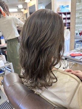 スーペリオル(Superior) 暗髪/レイヤーカット/大人髪