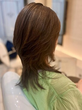 ザビー(THE B) 本八幡×髪質改善トリートメント×セミロング×くびれ