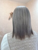 アルレン(Allen)&nbsp;グレージュ【インナーカラー/ブリーチ/宇都宮/ベージュ】