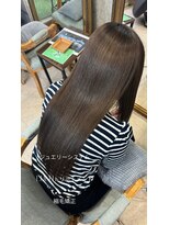 アンフィシュピトロワ(AnFye spi tlow) 縮毛矯正でブリーチ毛もツヤッツヤ艶髪ストレートに変身♪