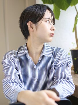 バース(BIRTH) 天神【BIRTH】暗髪カラー大人ショート　4