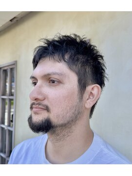 エイミーバイアフロートザガーデン 浦和店(amie by afloat the garden) くせを活かした刈り上げアップバング【浦和】.