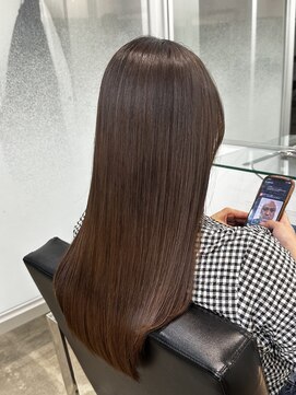 グロウオモロマチ(GLOW OMOROMACHI) GLOW#ミディアム#ナチュラルブラウン#コテ巻き#波巻き