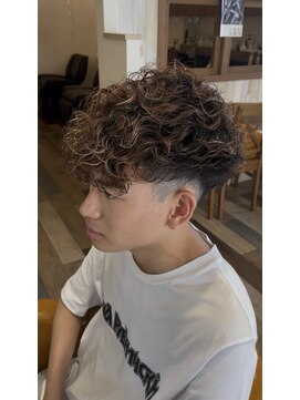 アンプヘアー 西京極店(unpeu hair) スペインカール
