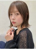 外ハネボブ大人かわいい切りっぱなしボブオリーブベージュ