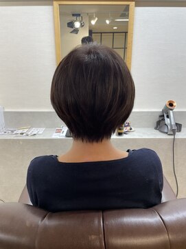 インビテーション(invitation) 丸みショート