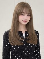 ユーフォリア エヌ 池袋サンシャイン通り店(Euphoria +n)&nbsp;ロングストレートレイヤー外ハネシースルーバングベージュ