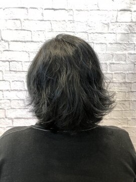 ミーティア バイ クアトロ(Meteor By QUATRO) 深みアッシュなブルーグレージュ