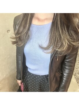 キー(kｅｙ) グレージュ