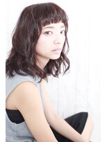 ナトゥーラ 八事店(Natura)&nbsp;ミディアムレングスの前髪短めオン眉巻き髪顔回りカット