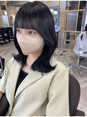 ぱつっとバング／流れるフェイスレイヤー
