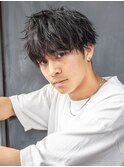 ツイストパーマ黒髪刈り上げツーブロック束感モテるスーツ