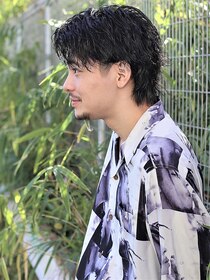 ガズル ハラジュク(GUZZLE HARAJUKU) *スーツにも合う艶感黒髪色気ソフトツイストスパイラルパーマ*