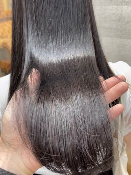 ガレリアエレガンテ 栄店(GALLARIA Elegante)の写真/【栄駅】髪のお悩みを見極めて調合する髪に優しい極上プラチナストレート♪今までにない仕上がりを貴方に…