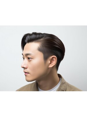 ヘアスタイルだけではなくシェービングや眉毛カットでトータルケア、身だしなみもばっちり！