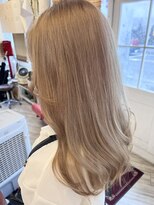 フラバー(flover)&nbsp;【ブリーチ1回～柔らかホワイトベージュ】kanna