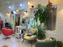 アンテイア(Antheia)の雰囲気（店内セット面）