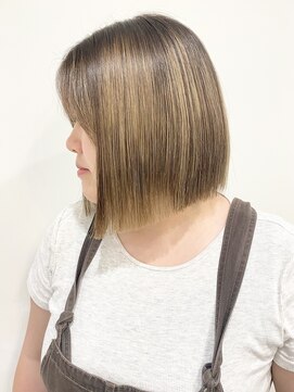 モリオフロムロンドン 松戸店(Morio from London) 【モリオ松戸　石山】ストレート切りっぱなしボブタッセルボブ