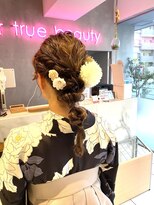 アース モード 新小岩店(EARTH/M)&nbsp;ローポニー×もこもこアレンジ×袴