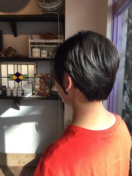 テラス ヘアーアンドリラックス(Terrace hair&relax)の写真/ショートヘアならお任せ！ミリ単位までこだわったカットで、周りから褒められる大人可愛いスタイルに…