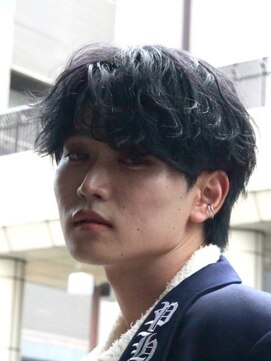 ステージ(STAGE) ダウンパーマ　センターパート　ニュアンスパーマ