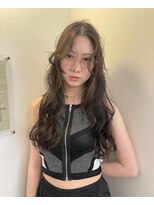 ユー(yew)&nbsp;くすみベージュ/オリーブベージュ/顔周りレイヤー/透明感カラー