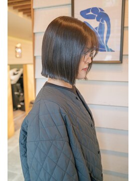 シビバイレボ(CIBI by revo) 地毛風カラー/切りっぱなしボブ[船橋駅/ボブ]