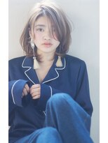 モーブカラー☆サイドパート小顔ひし形くびれミディ