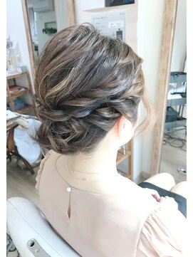 ロカット サロン(Roquat Salon) ゆるふわアップ アレンジ 【ヘアアレンジ 立川南口/立川】