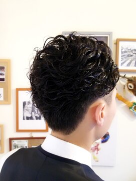 くりあ ヘアメイク A curly hair is season...