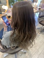 クレア(CREA)&nbsp;冬おすすめグラデーションカラー