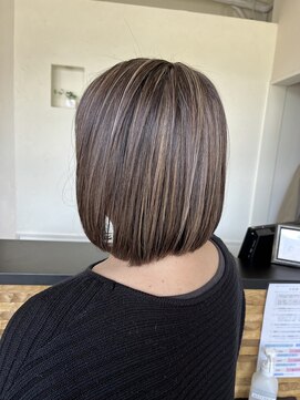 ヴァン カウンシル 王子(VAN COUNCIL) 脱白髪染めハイライト