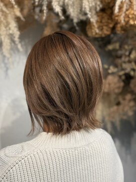 ナンバーサーティーン(No.13) ショートボブ