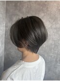 グレージュハイライト/丸みショート