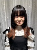 モード感×くびれミディ　オレンジグラデで魅せるコントラスト