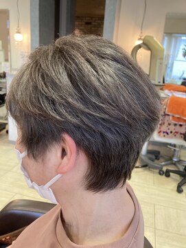 オッジ ヘアー 深谷店(Oggi Hair) 耳だしショート 6月